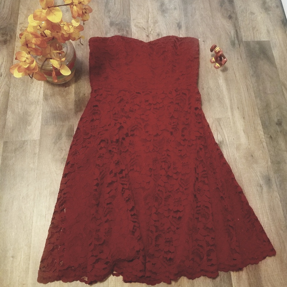 Red Lace Cocktail dress
